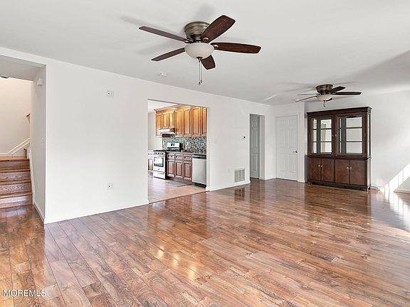 4th image of 1698 Union Avenue