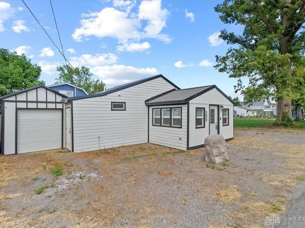 7809 Maple St, Russells Point, OH 43348