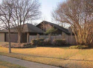 1012 Old Mill Cir, Irving, TX 75061