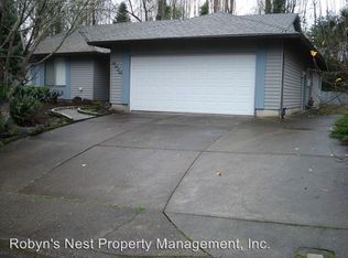 8375 SW Berryhill Ln, Beaverton, OR 97008
