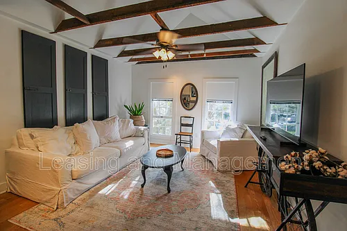 52 Chapel St #B Photo 1