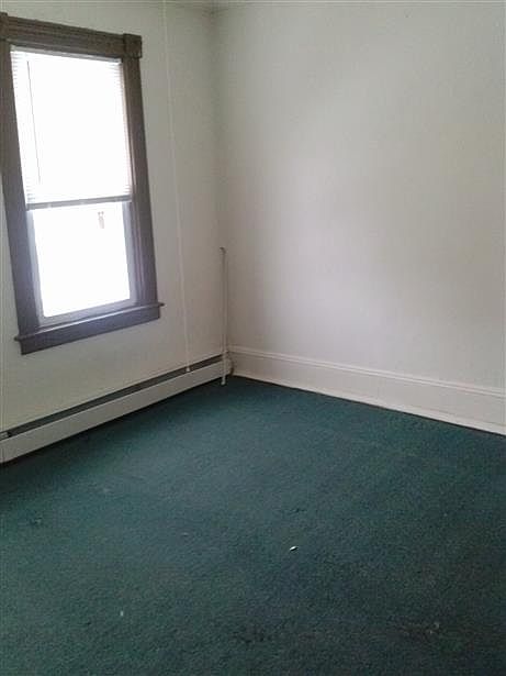 2nd image of 207 Broadway St