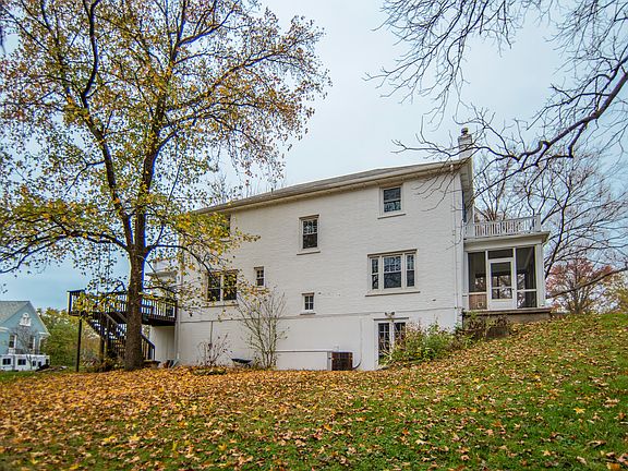 5th image of 2223 Raeburn Dr