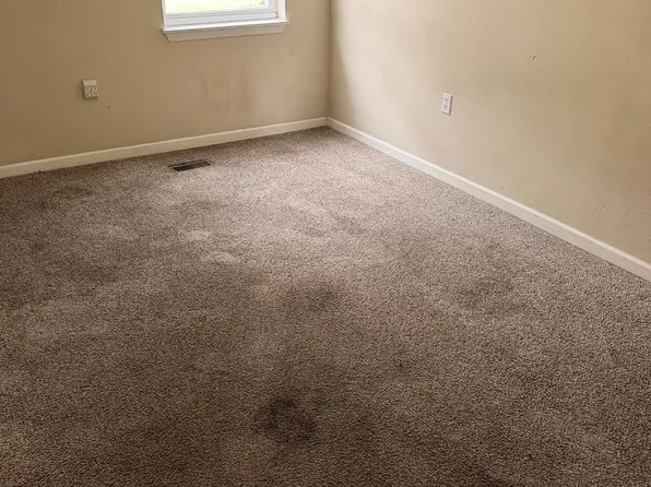 1533 SW College Ave, 1533 SW College Ave #2, Topeka, KS 66604
