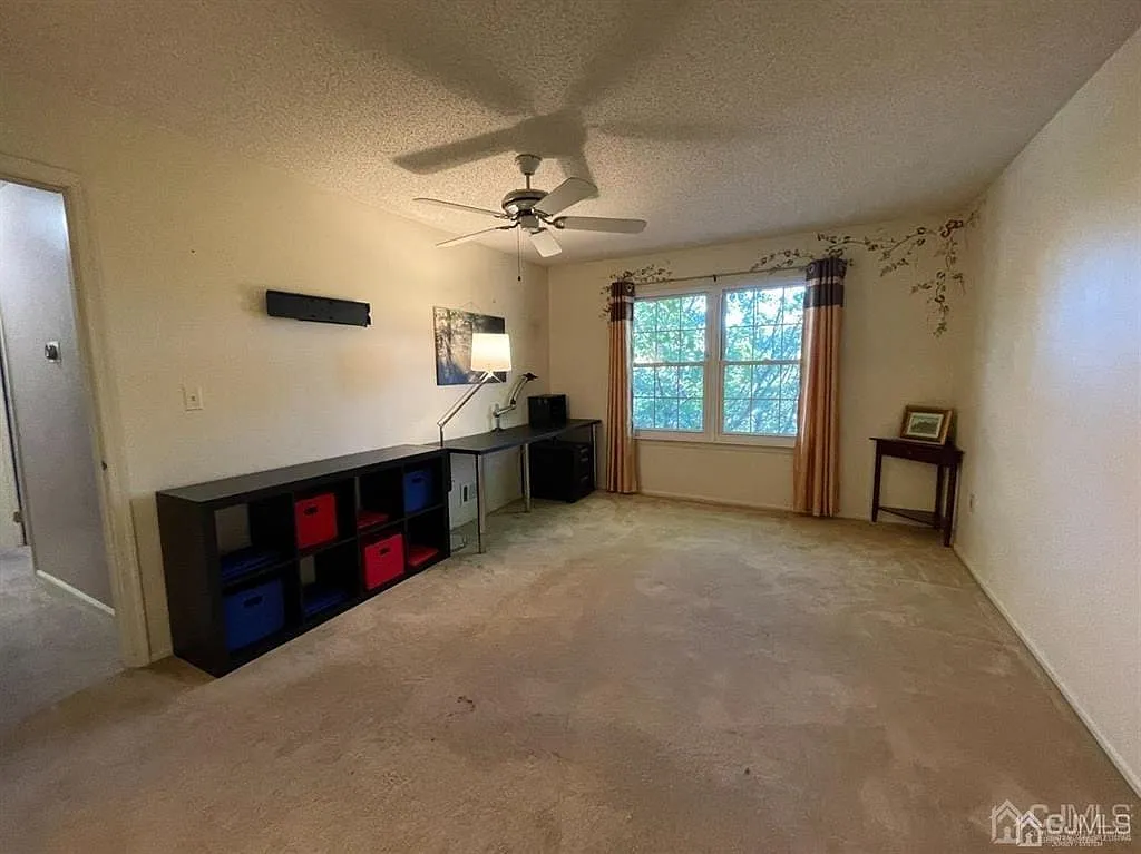 2 bed, 2.0 bath, 1138 sqft, $2,600 — Photo 2