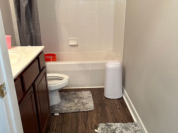 5th image of 11218 Hyde Pointe Ct