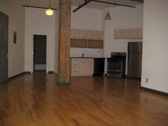 2nd image of 467 Troutman St APT 1E