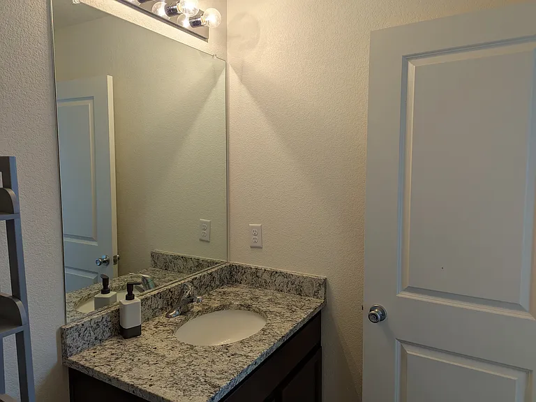 2063 Monte Vista Dr — Photo 11