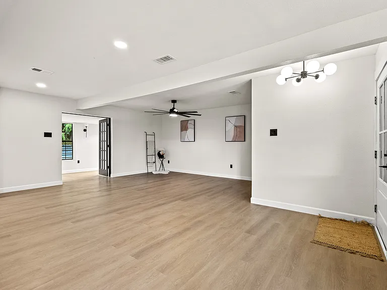 185 Lakeview Dr — Photo 6