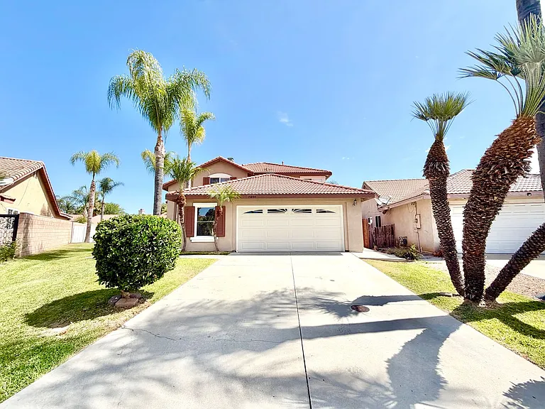15854 Pampas Ct — Photo 1