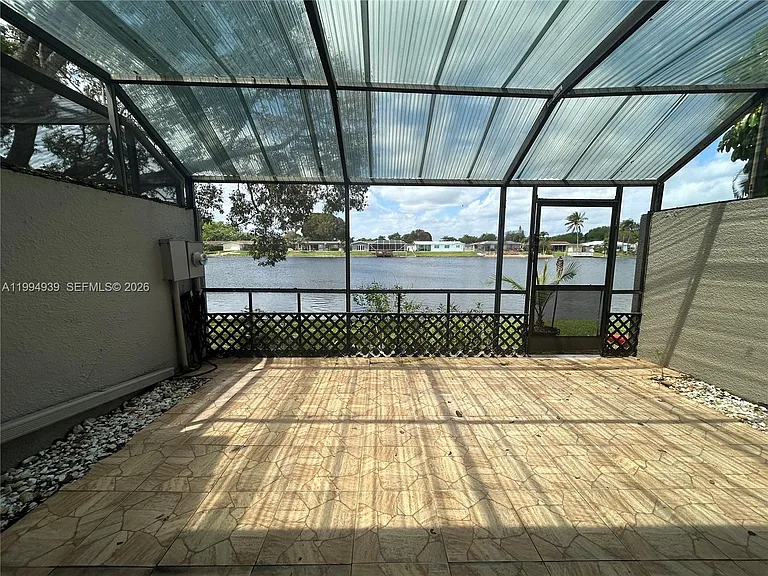 1660 NW 113th Ave — Photo 13