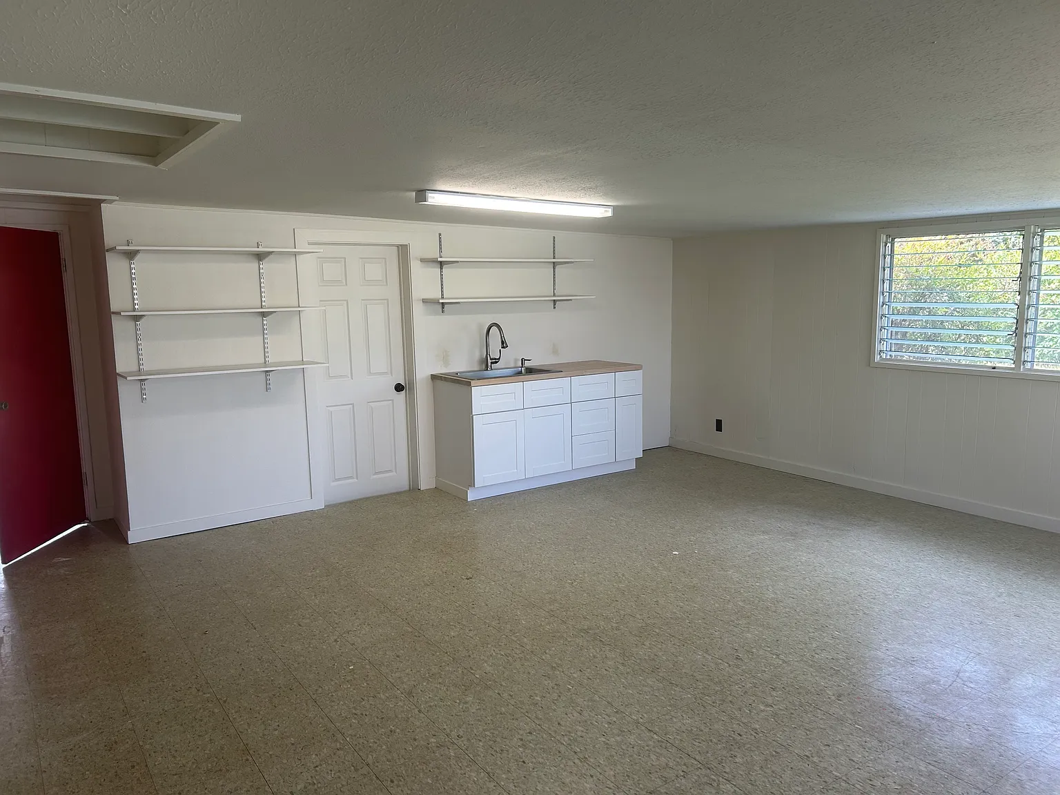2 bed, 580 sqft, $2,200 — Photo 2