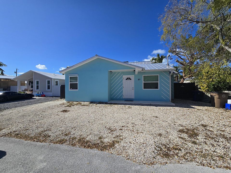 1st image of 37 Orange Dr