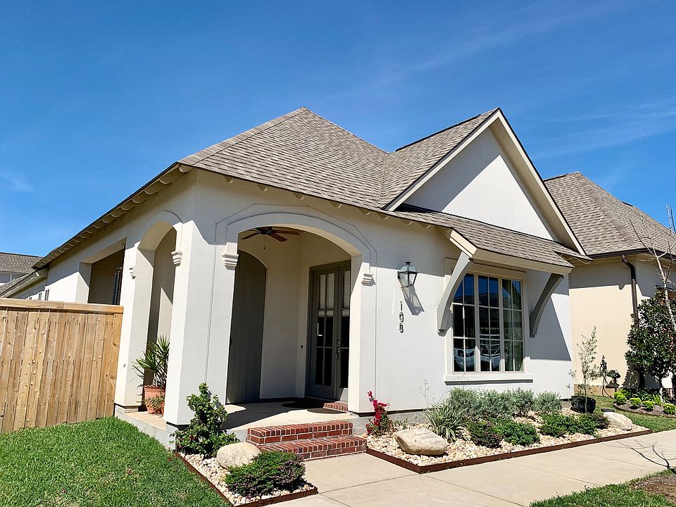 1st image of 105 Catalina Ln