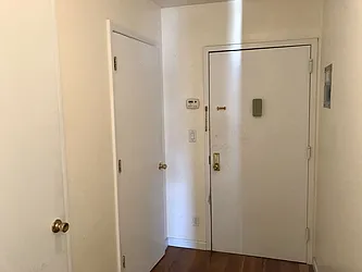 Rented by Lucky Apt Inc