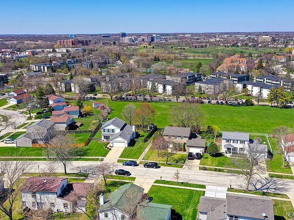 4th image of 2232 Briar Hill Dr