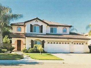 1923 W Tudor Ln, Hanford, CA 93230