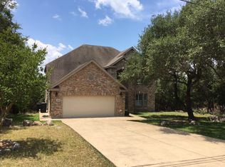 636 Mount Lookout Dr, Canyon Lake, TX 78133