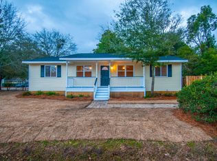 1240 Camellia Rd, Charleston, SC 29407