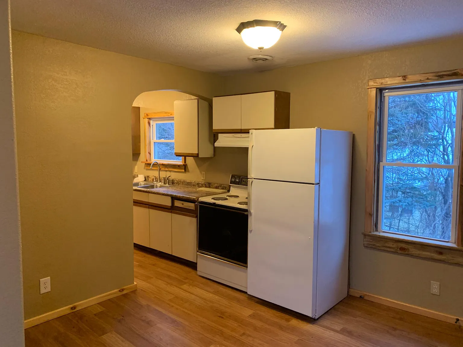 703 Maurice St — Photo 3