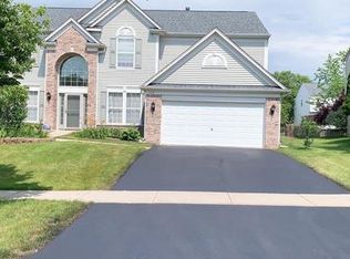 298 Crabapple St, Bolingbrook, IL 60490