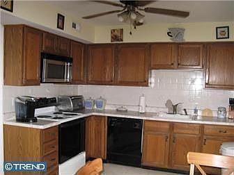 4th image of 571 Atwood Ct