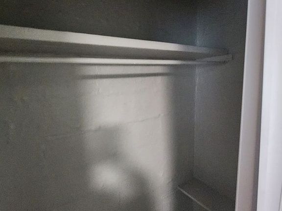 4th image of 407 S Jupiter Ave #5