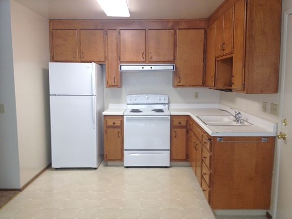 3rd image of 509 Joaquin Dr