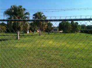 19880 SW 200th St, Miami, FL 33187