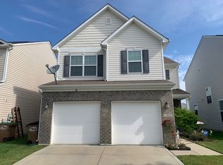 2428 Shadow Bend Dr, Columbus, IN 47201