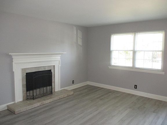 4th image of 601 Boyd Mill Ave Unit L6