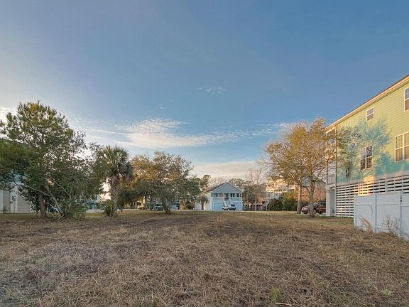 2007 Needlgrass Lot back to front