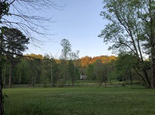 147 Robs Rd, Talking Rock, GA 30175