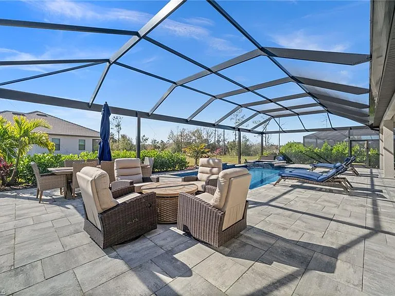 10798 Timber Creek Dr — Photo 36