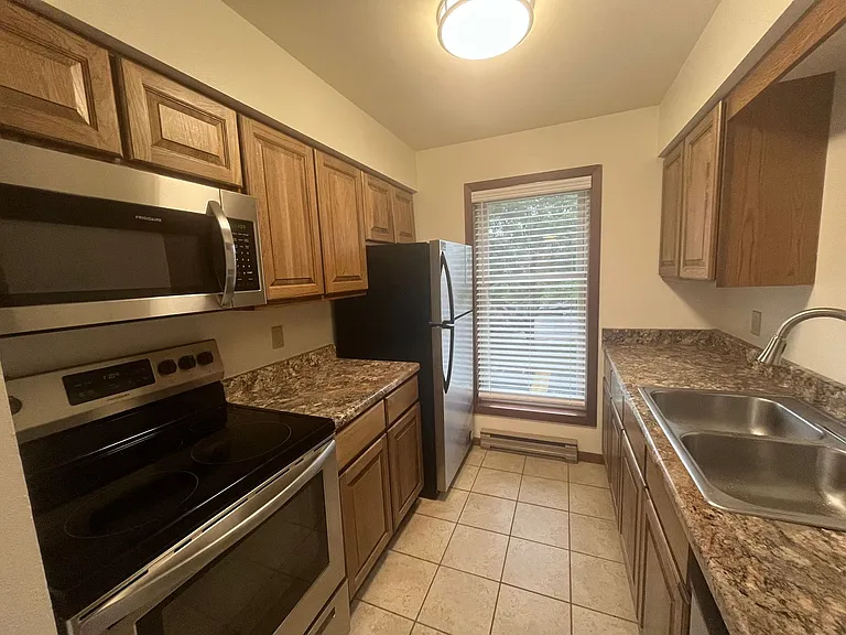 High Point Commons Apartments — Photo 96
