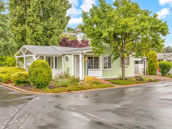 4624 S Pacific Hwy Unit 57, Phoenix, OR 97535