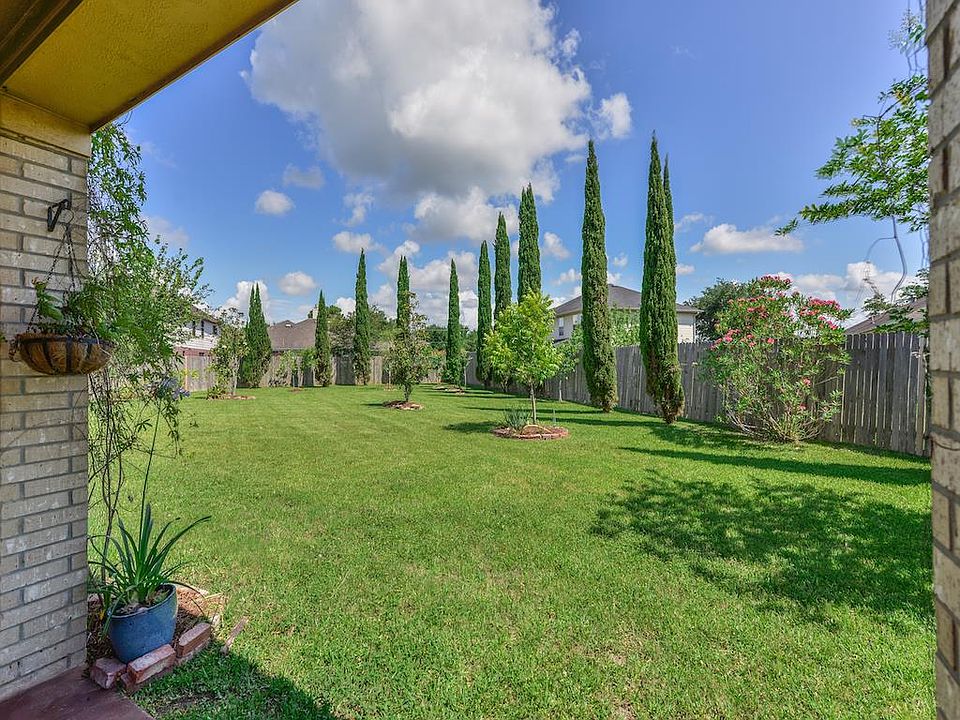 1st image of 16207 Mountain Timber Ct