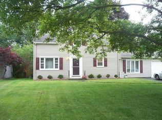 233 Laura Dr, Rochester, NY 14626