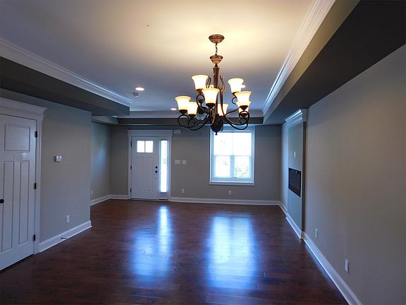 3rd image of 247 Capstone Dr