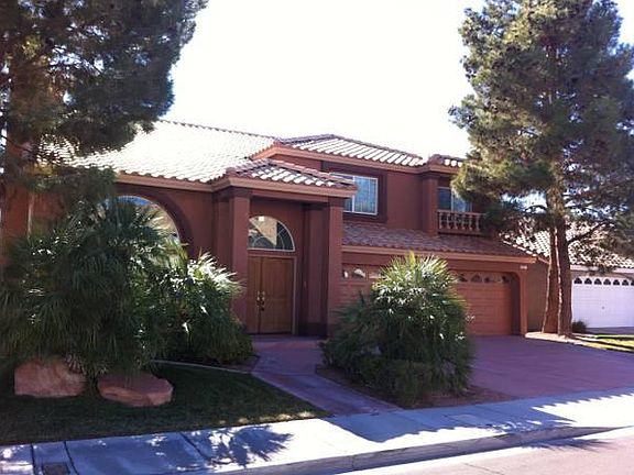 4th image of 2457 Antler Point Dr