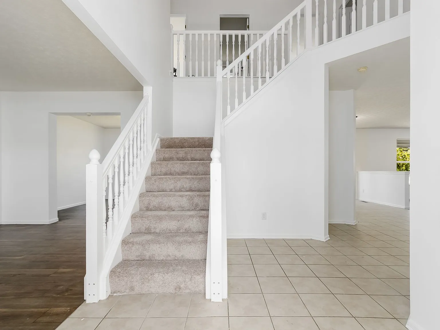 6279 Parkmeadow Ln — Photo 2