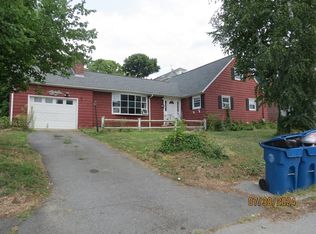 5 Buswell St, Lawrence, MA 01841