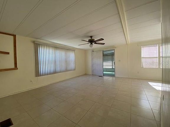 3rd image of 4243 Oak Grove Dr #34