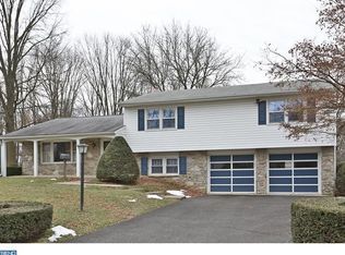 3320 Bartram Rd, Willow Grove, PA 19090