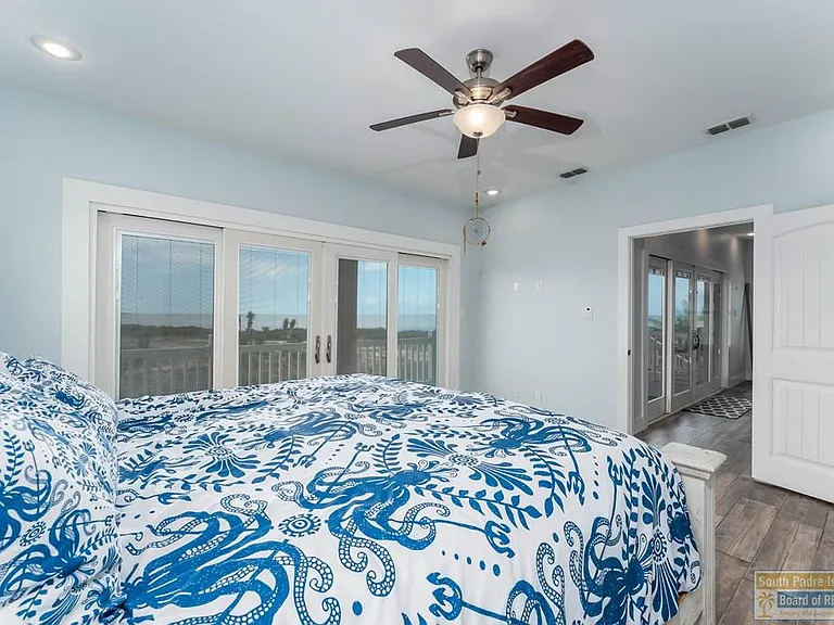 133 Oleander Dr — Photo 21