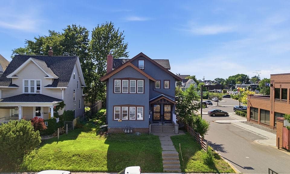 1st image of 3018 Chicago Ave