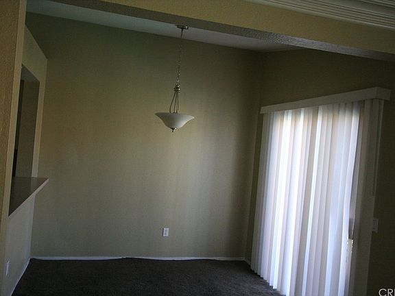 5th image of 1025 N Tippecanoe Ave Unit 212