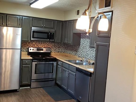 4th image of 2305 Basil Dr APT D103