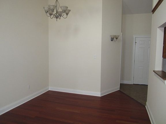 4th image of 525 S Walnut St