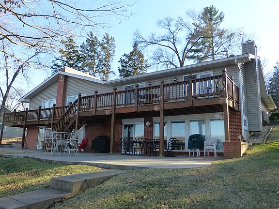 3rd image of 6415 S Lakeshore Dr
